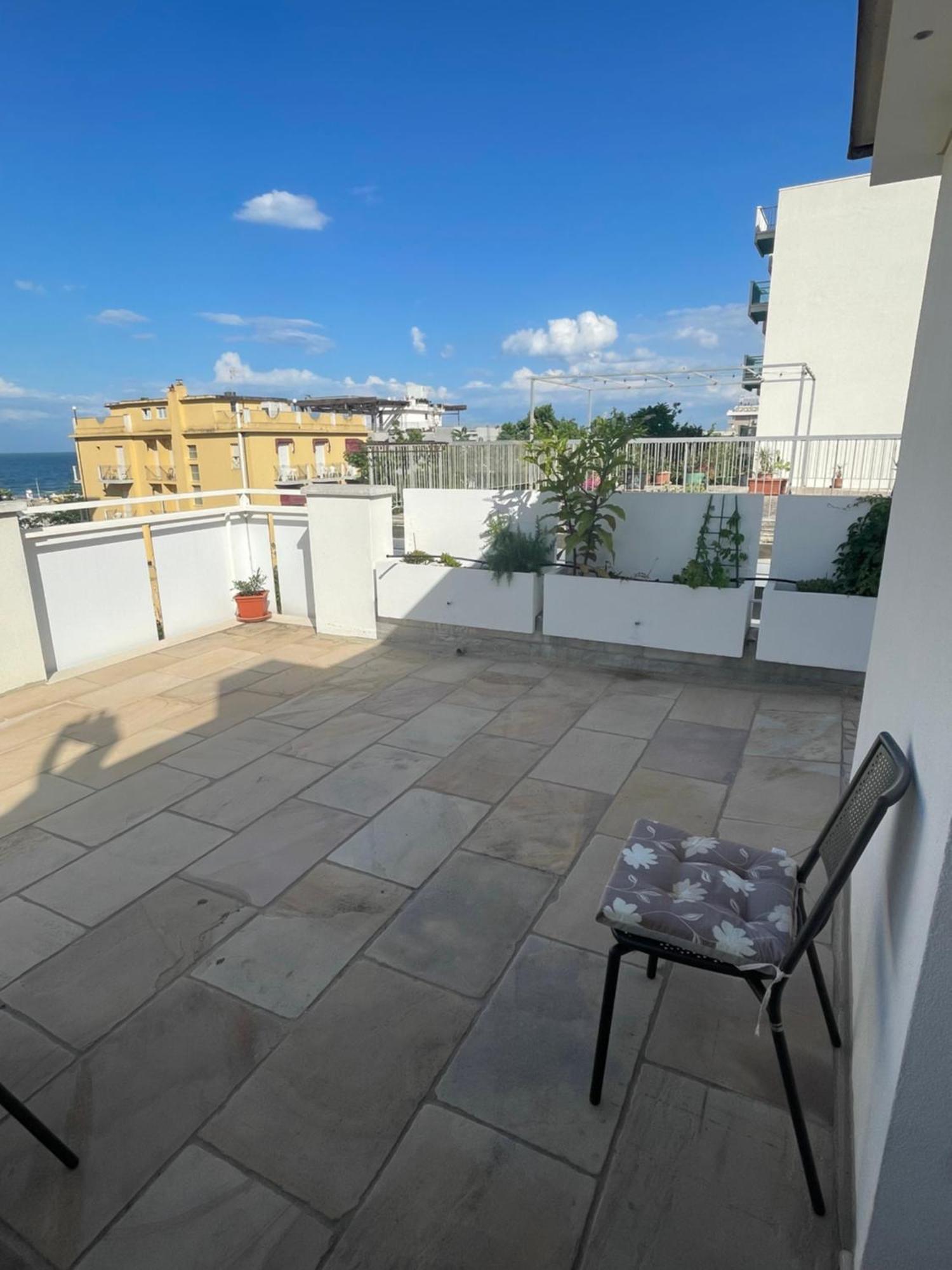 Residence Siesta Римини Екстериор снимка