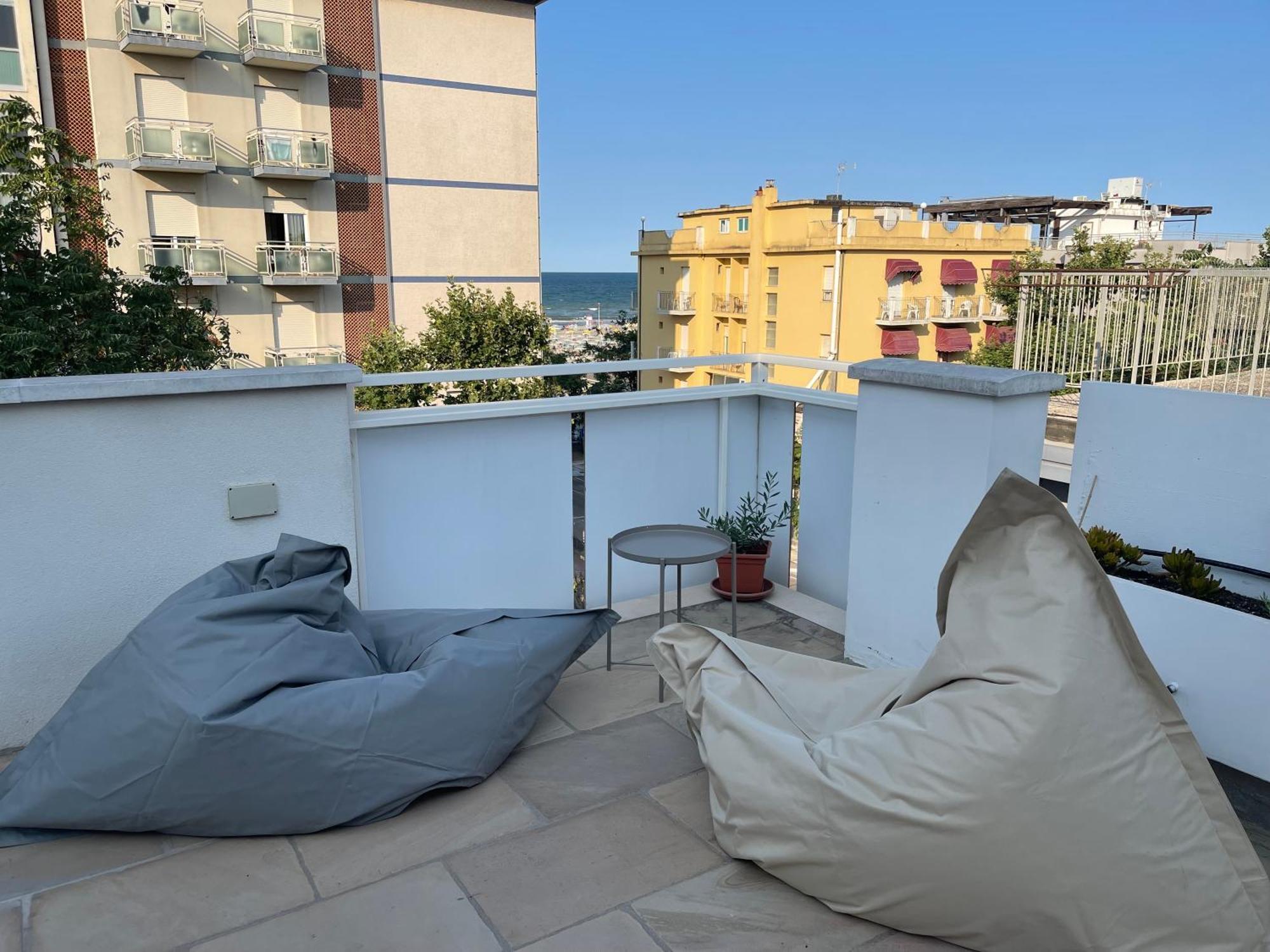 Residence Siesta Римини Екстериор снимка