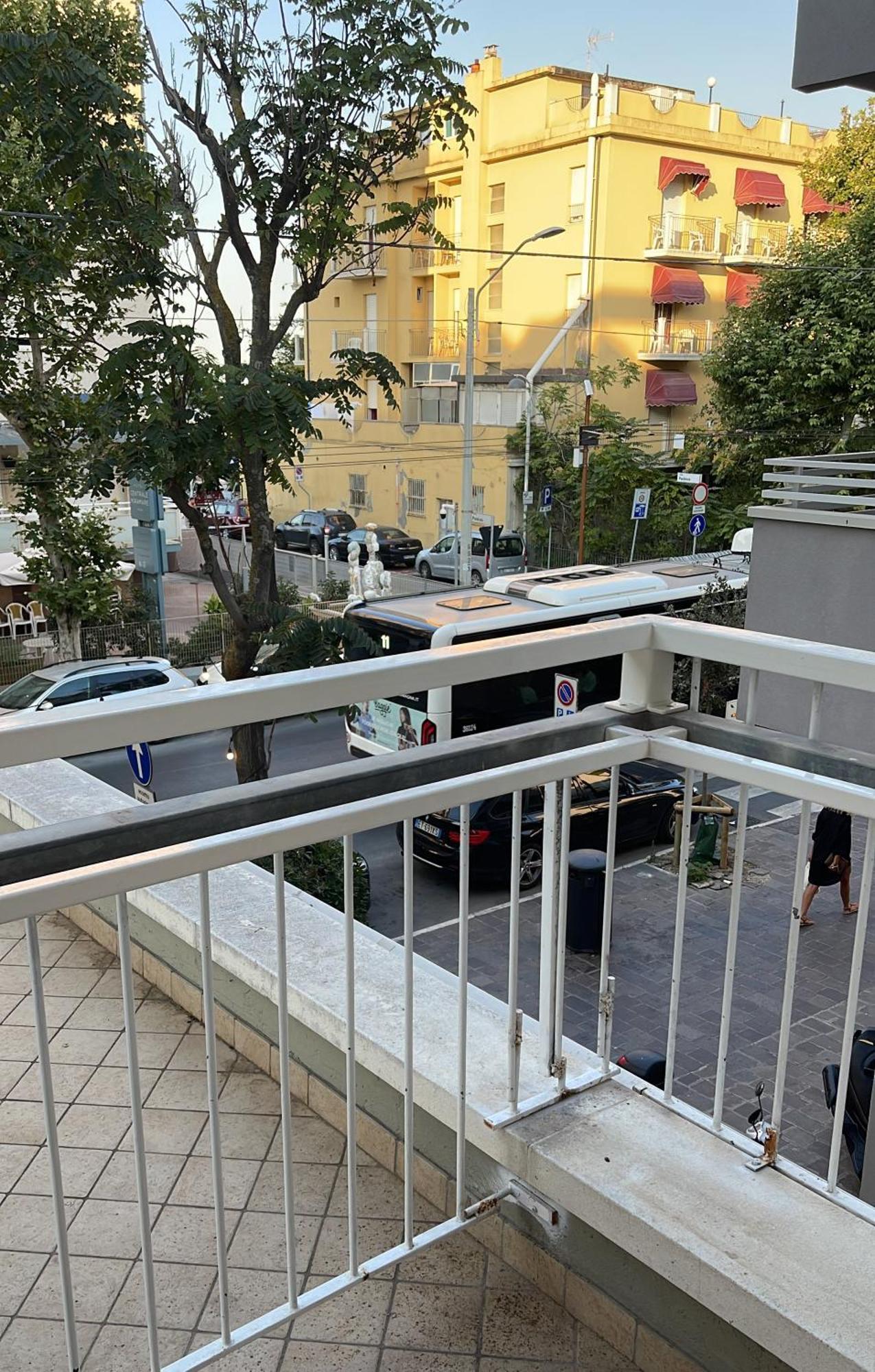 Residence Siesta Римини Екстериор снимка