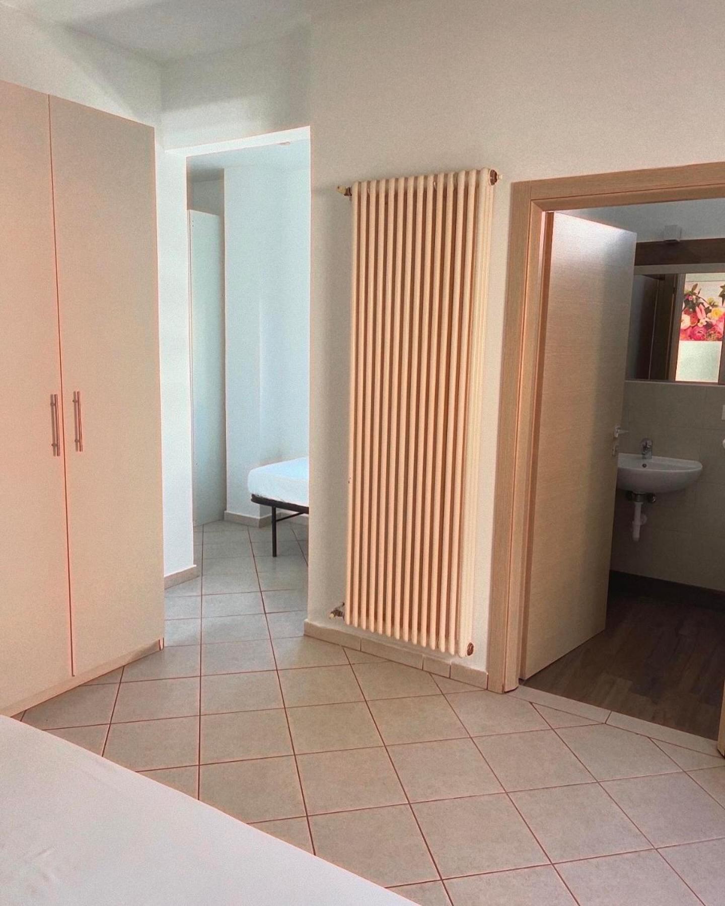 Residence Siesta Римини Екстериор снимка